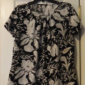 Apparenza blouse - size Medium